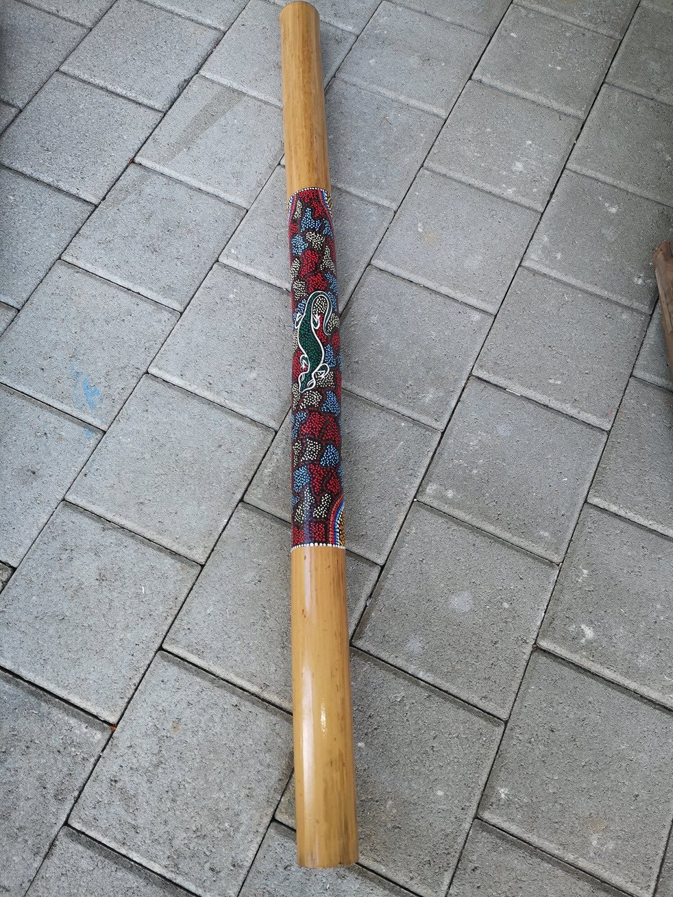 Didgeridoo aus Bambus mit Dotpointbemalung 120cm